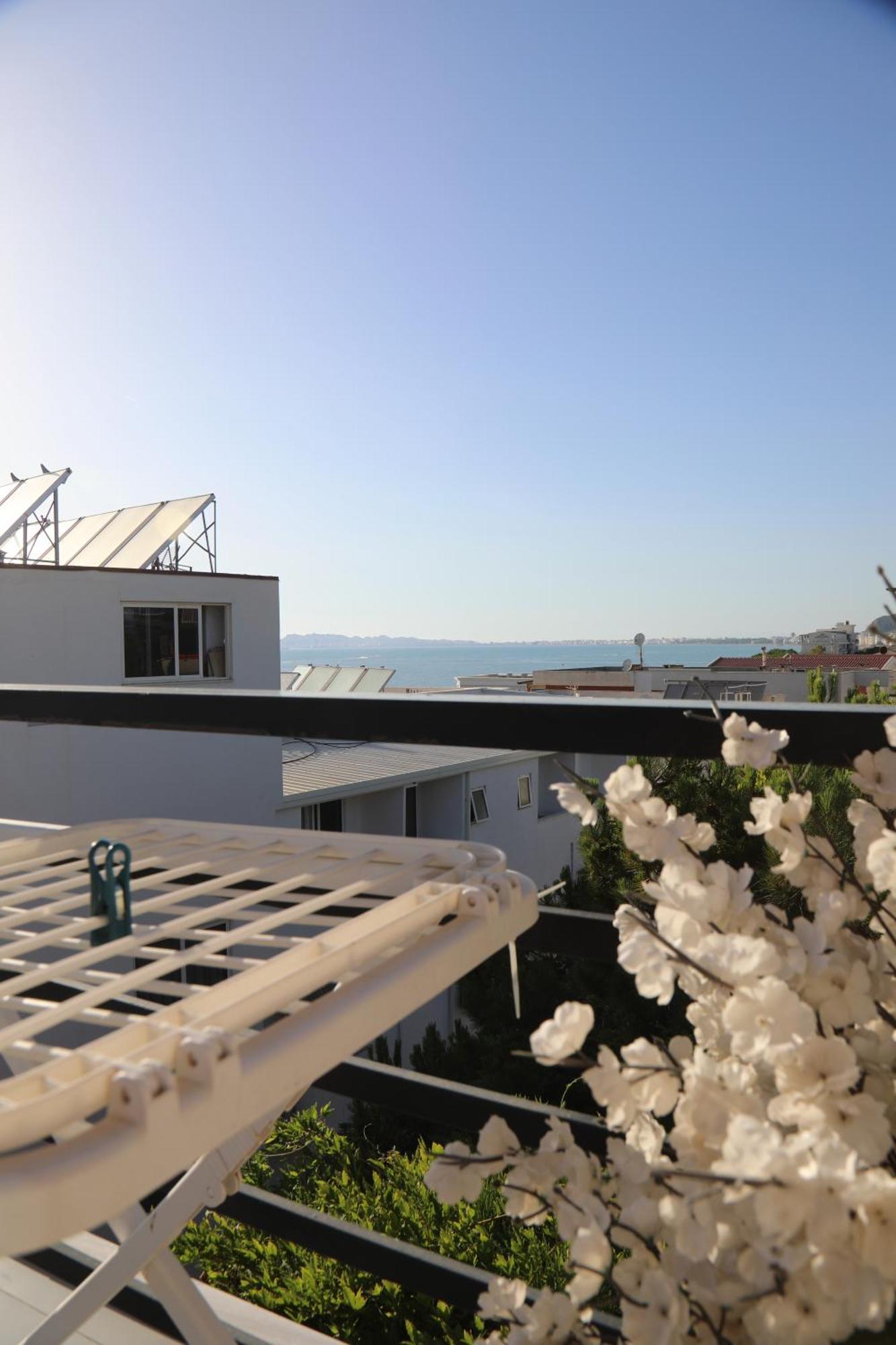 Sea View Apartments Golem (Tirana) Exterior foto